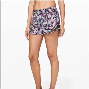 Women’s Lululemon Hotty Hot Short 2.5”